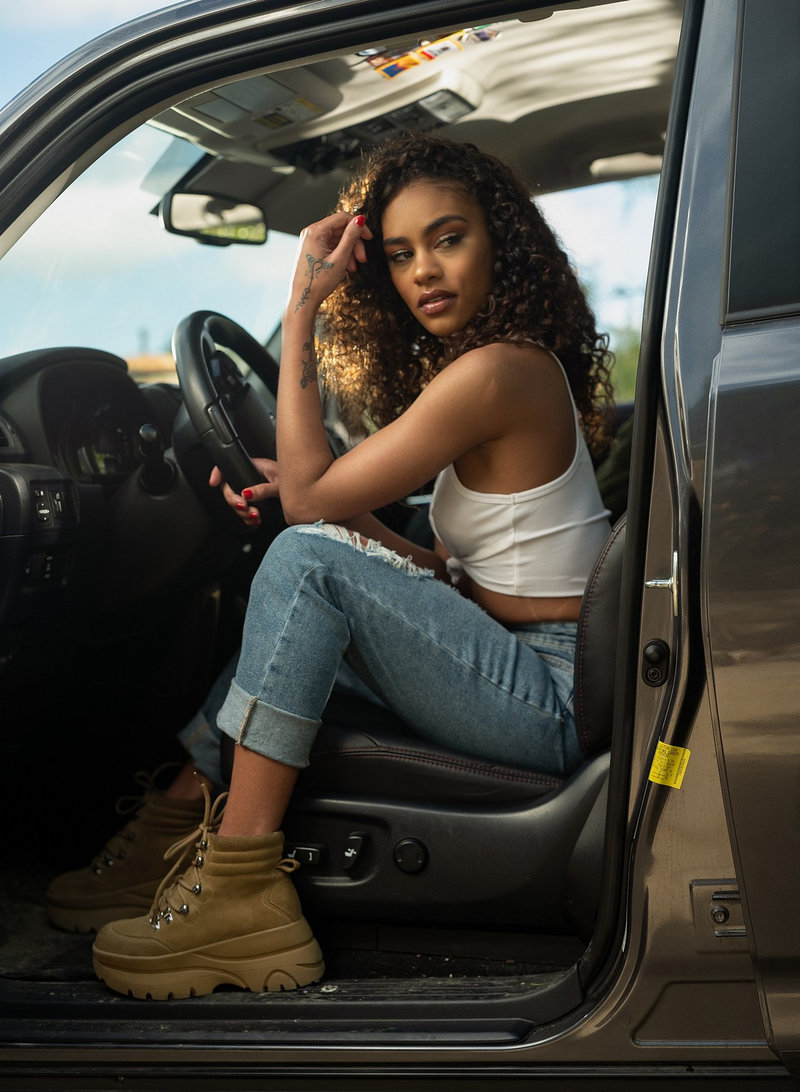 Танюша, 24 года, 1 размер груди